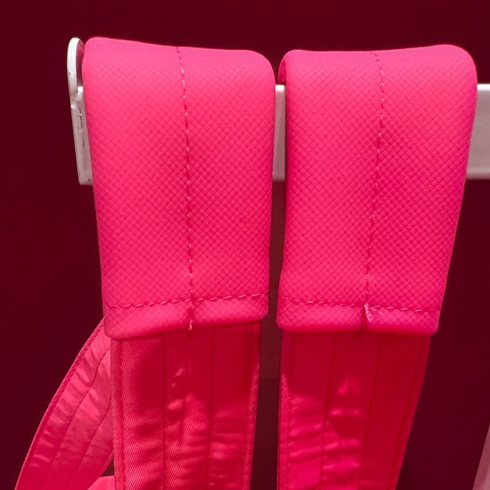 Lug Pink Propeller 2 Overnight Bag - Picture 16 of 16